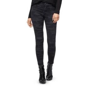 NWT Social Standard Ankle Skinny Jeans in Black & Grey Camo Size 4